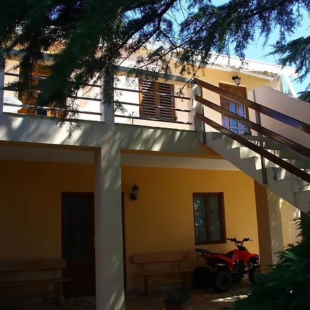 Apartment Mrdelja *